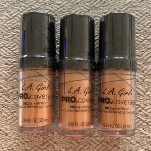 L.A girl PRO . Coverage HD high definition long west illuminating foundation
